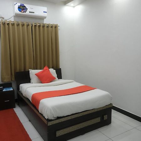 Hotel Centre Point Mundra Luaran gambar